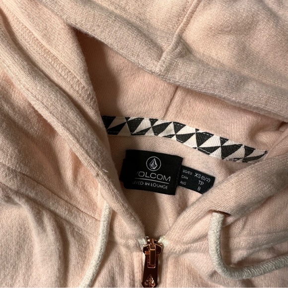 Volcom Zip-Up - Picture 6 of 9